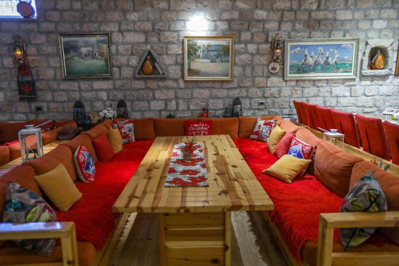 Hotel Vila Falo Voskopojë